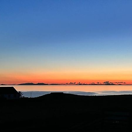 No. 6 - The Little House That Gives You A Hug Trumpan Exterior foto